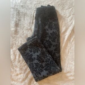 Onque Casuals Black and Charcoal Damask Knit Scarf